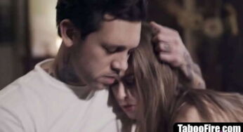 Üvey babam ve üvey kardeşimle yasak ilişkiye girmem